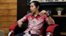 Merdeka di Tiang Bendera, Oleh: Fauzi As.