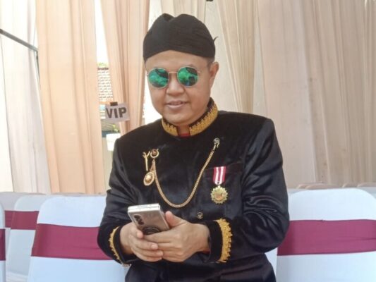 WT, Eks Kabag Hukum Pemkab Sumenep dikabarkan jadi markus sejumlah pejabat teras.